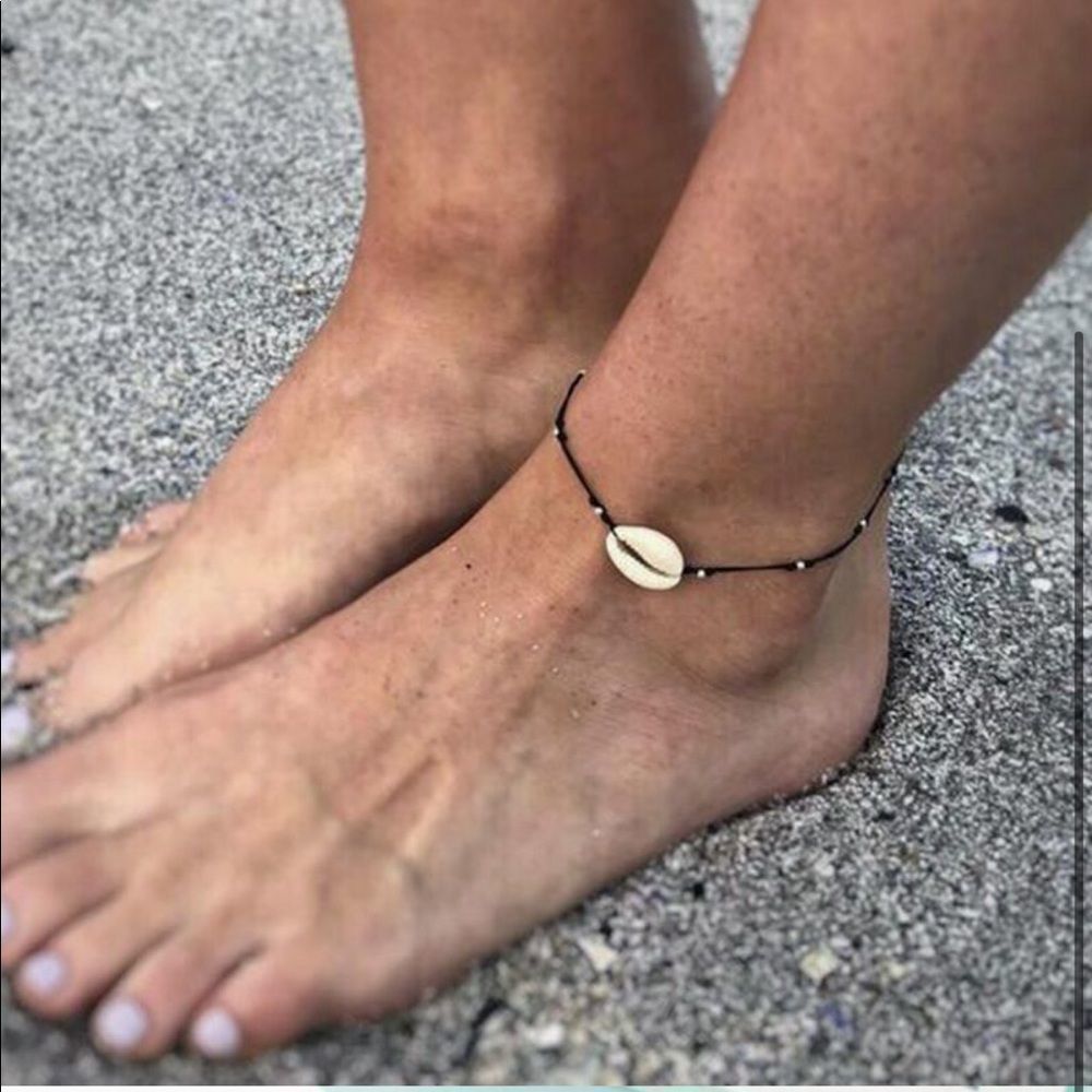 Beach Shell Anklet - Picture 2 of 4